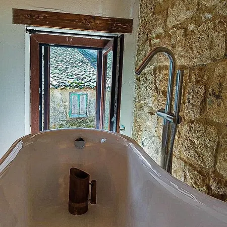 La Casa Del Poeta , Un Romantico Da Mille E Notte *