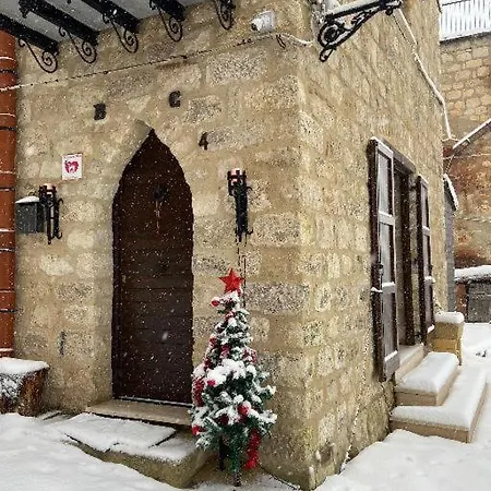 La Casa Del Poeta , Un Romantico Da Mille E Notte * Petralia Soprana